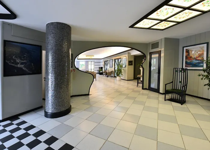 Hotel Sud Est By Fam Rossetti