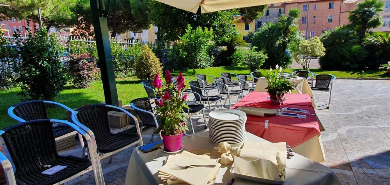 Hotel Sud Est By Fam Rossetti