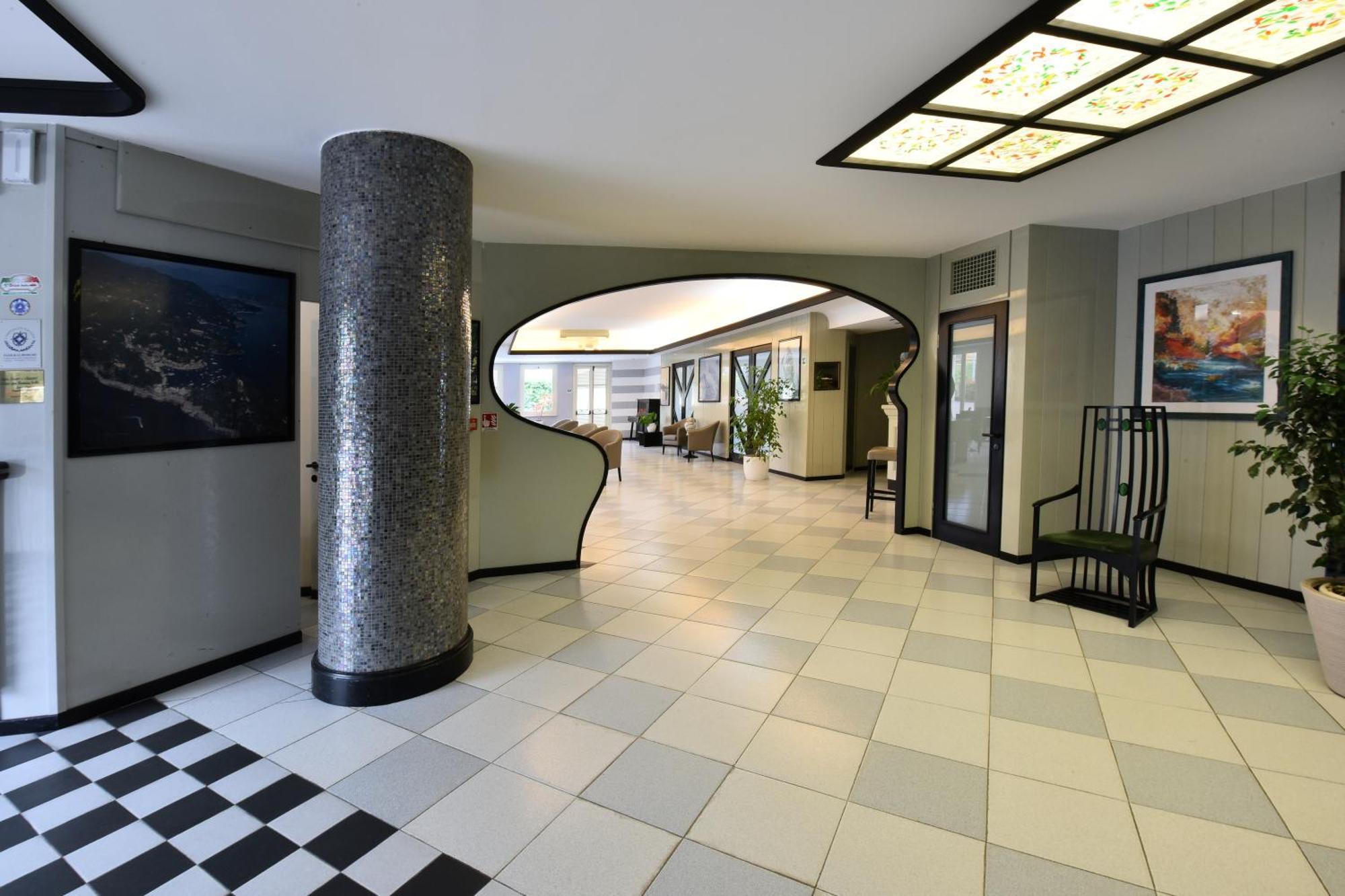 Sud Est By Fam Rossetti Hotel Lavagna